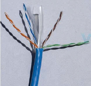 Cáp mạng cat 6 Panduit , PVC (CM), 4-pair, U/UTP mầu xanh, tốc độ gigabit, cáp mạng cat6 tốc độ cao